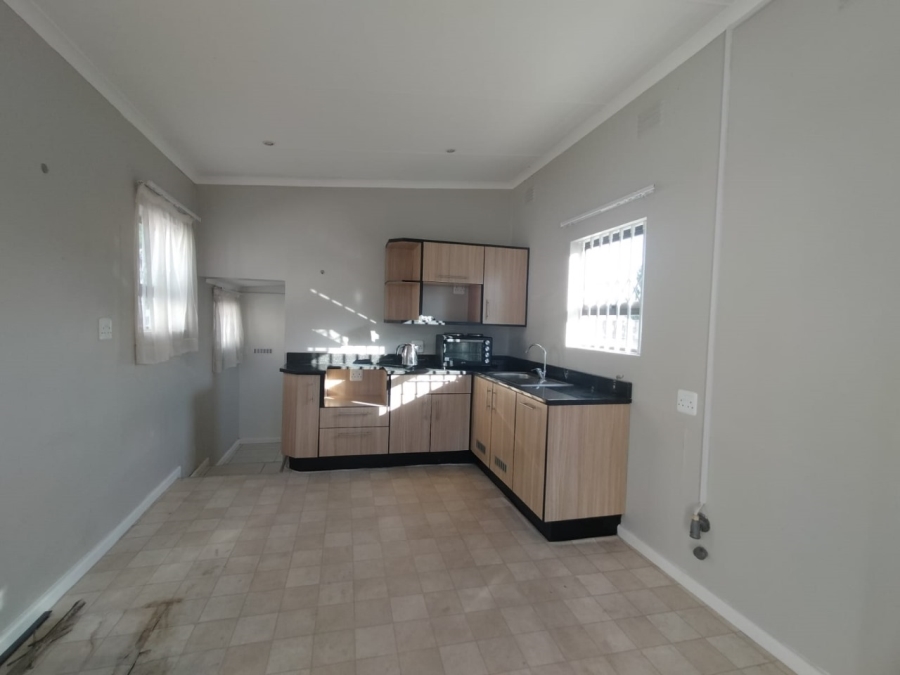 3 Bedroom Property for Sale in Cambridge Eastern Cape